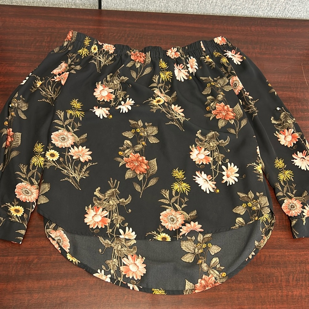 Off shoulder, floral blouse
